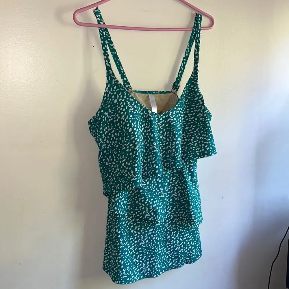 EUC SWIM BY CACIQUE SIZE 16 FLOUNCE TIERED RUFFLED ANIMAL DOT TANKINI